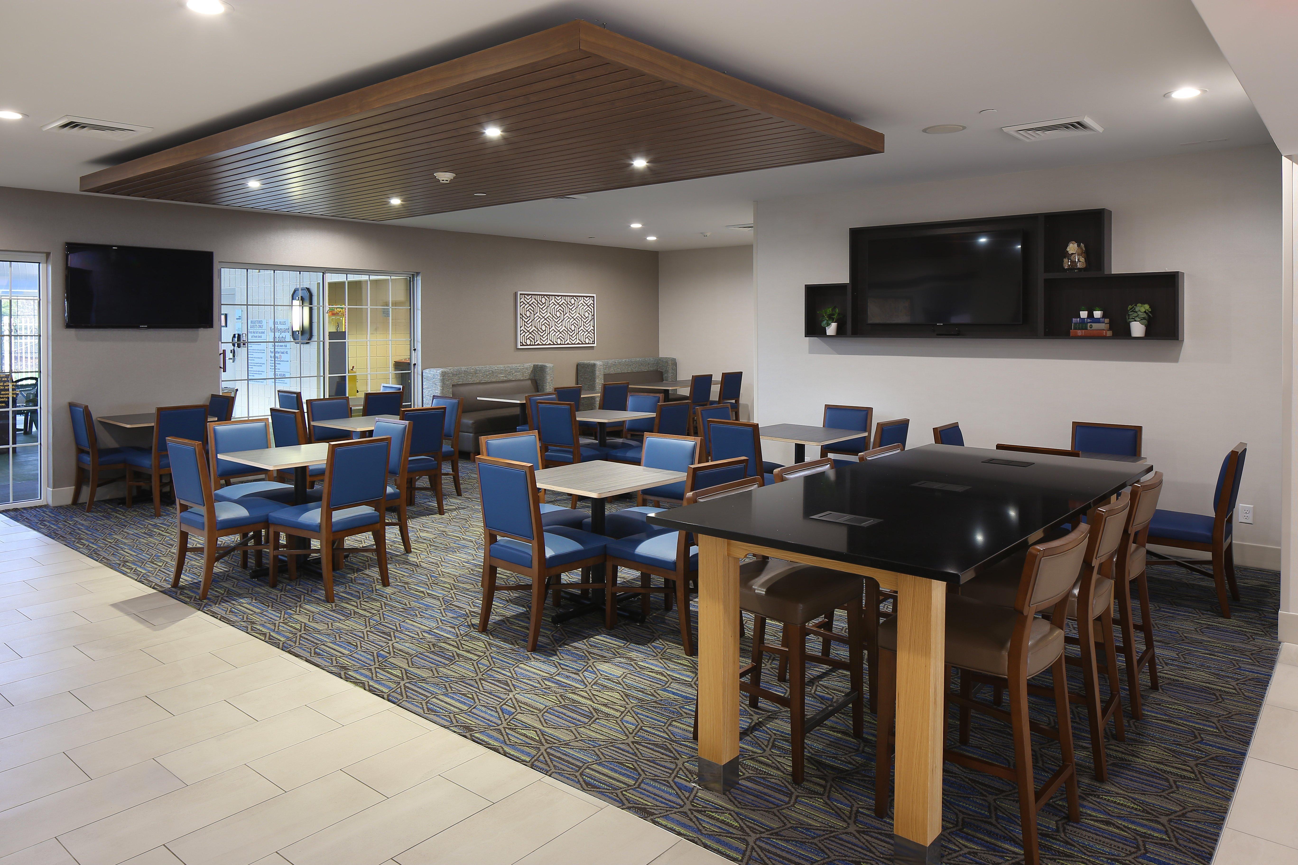 Holiday Inn Express Grand Rapids Southwest By Ihg Grandville Exterior foto