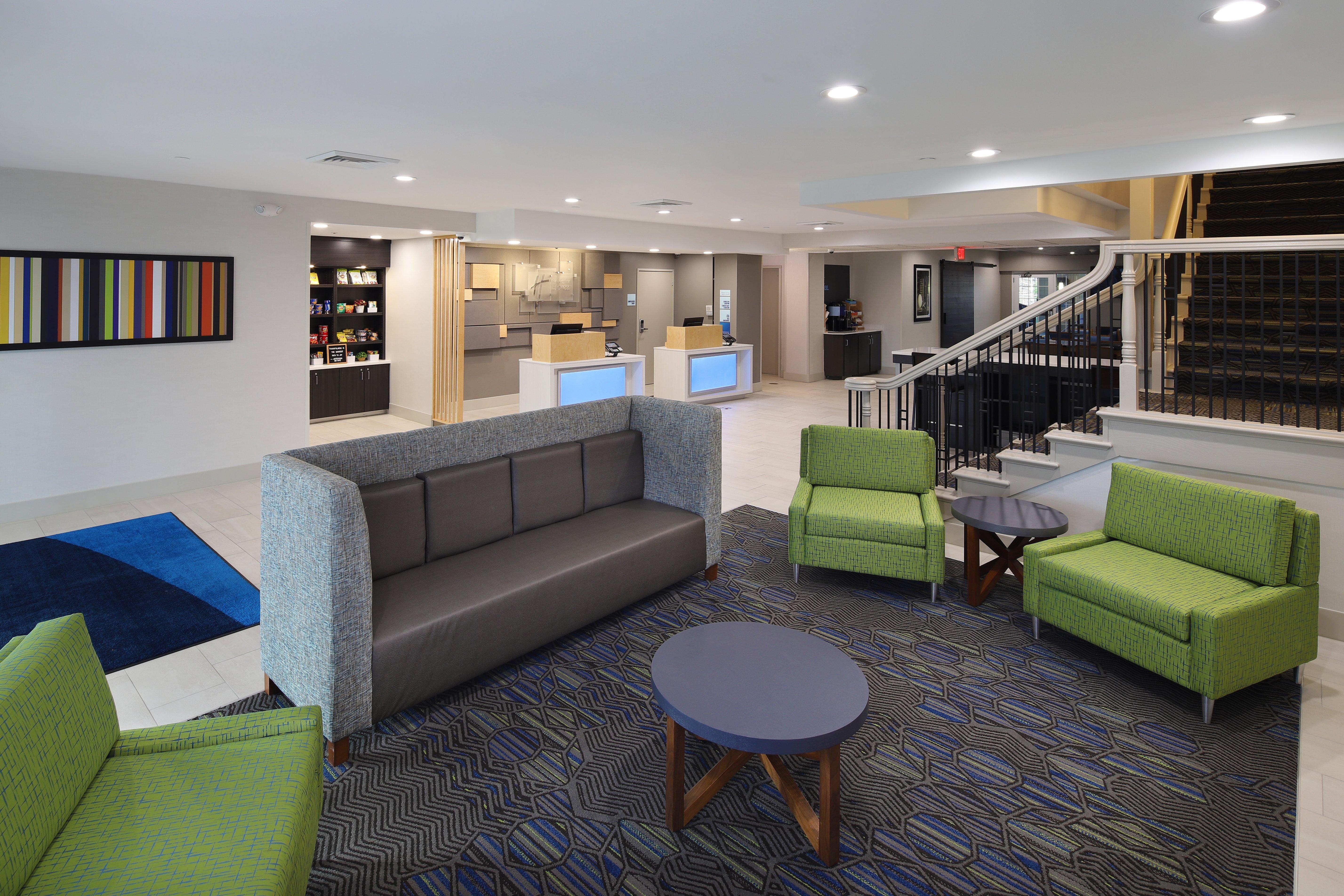 Holiday Inn Express Grand Rapids Southwest By Ihg Grandville Exterior foto
