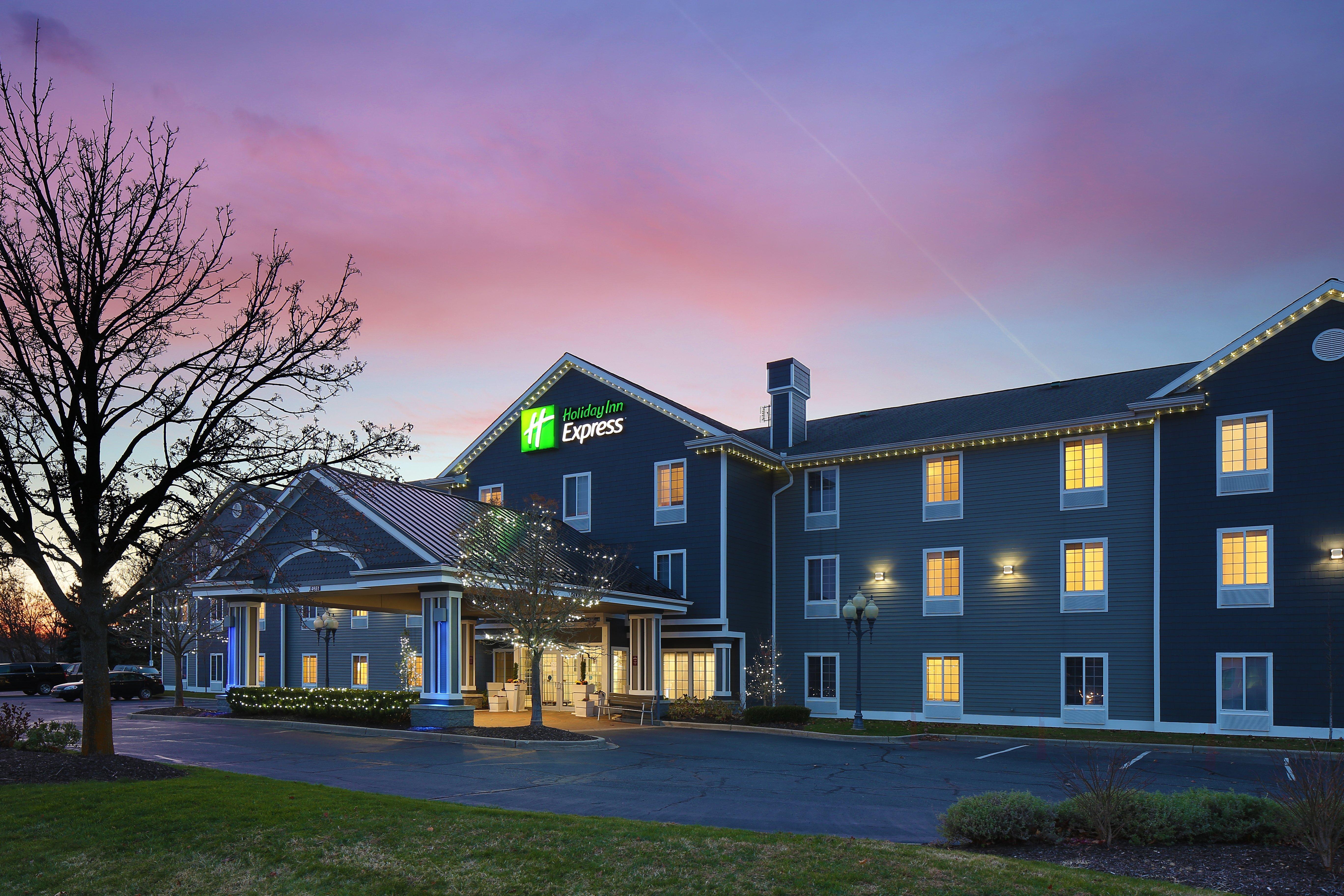 Holiday Inn Express Grand Rapids Southwest, An Ihg Hotel Grandville Exterior foto