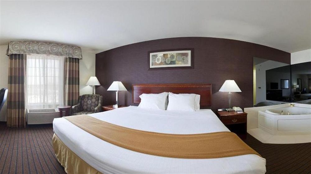 Holiday Inn Express Grand Rapids Southwest By Ihg Grandville Exterior foto